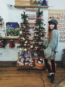 The Best Boutiques to &quot;Shop Small&quot; This Christmas - Capturing Happiness